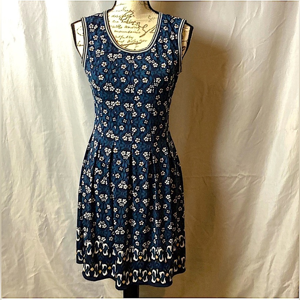 Max Studio Blue and White Floral Dress
